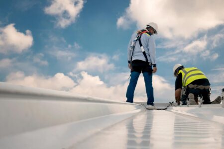 Construction,Engineer,Wear,Safety,Uniform,Inspection,Metal,Roofing,Work,For