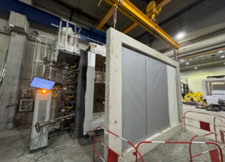 CERIB fire test: how is a fire containment screen validated under real fire conditions?